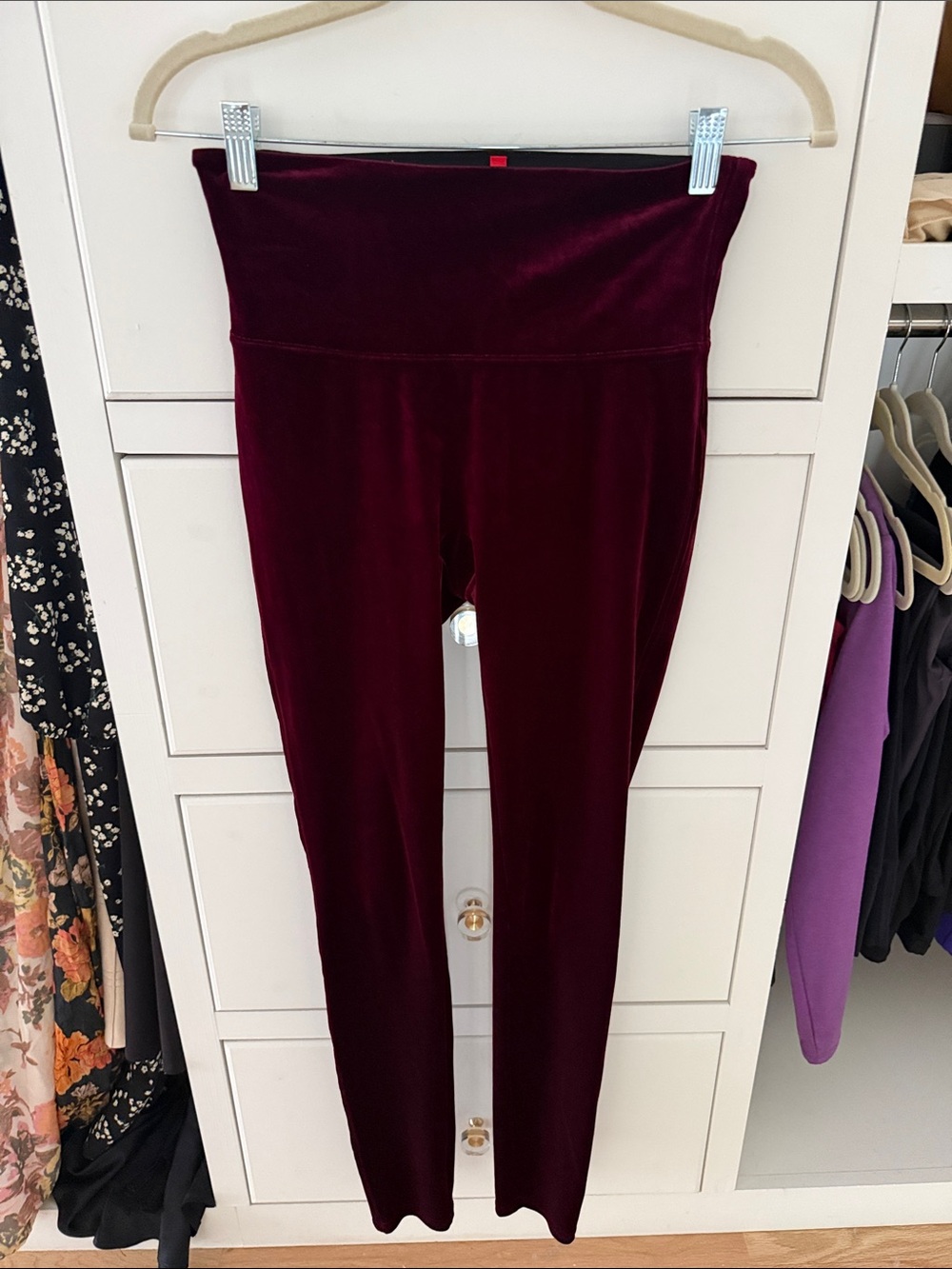 SPANX Velvet High-Waist Leggings - Wine